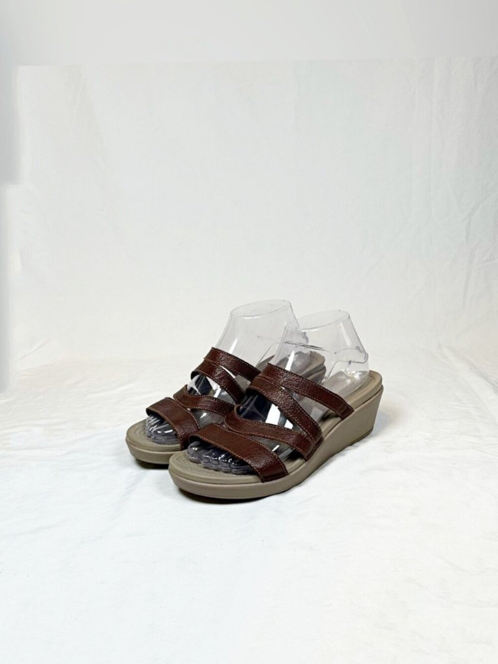 Crocs Womens Brown Leather Leigh-Ann Strappy Slides Mini Wedge Sandals~8~